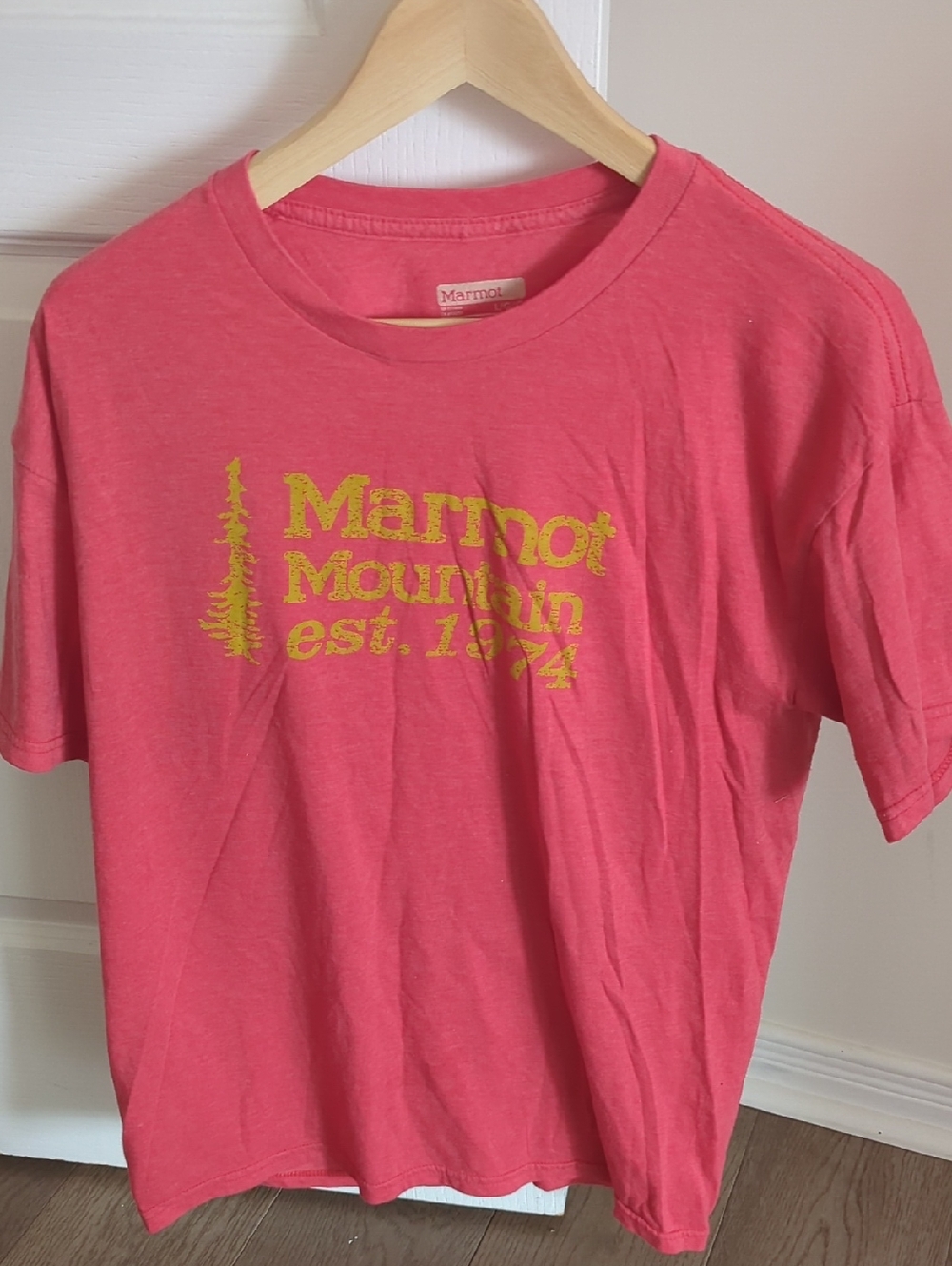 Marmot Mountain Graphic T-Shirt Pink Coral Heathered Size Large
